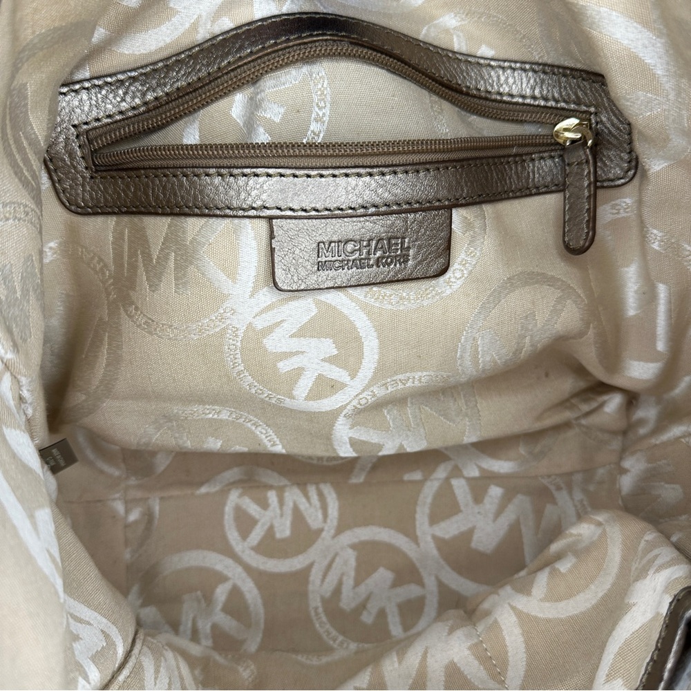 Michael Kors Tan Beige Monogram Shoulder Bag with Gold Hardware - Picture 4 of 6